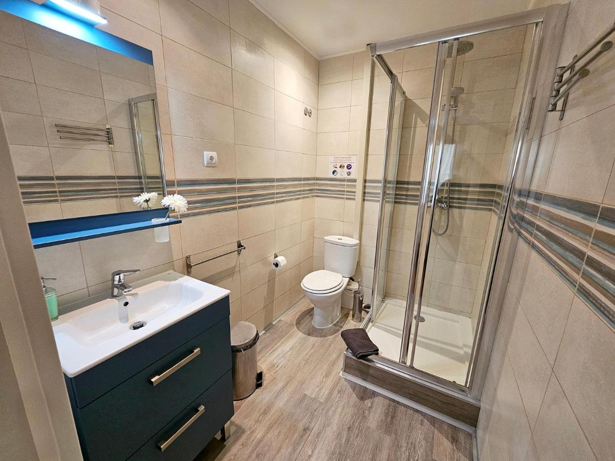 Stay at Home in Lisbon - Housity
