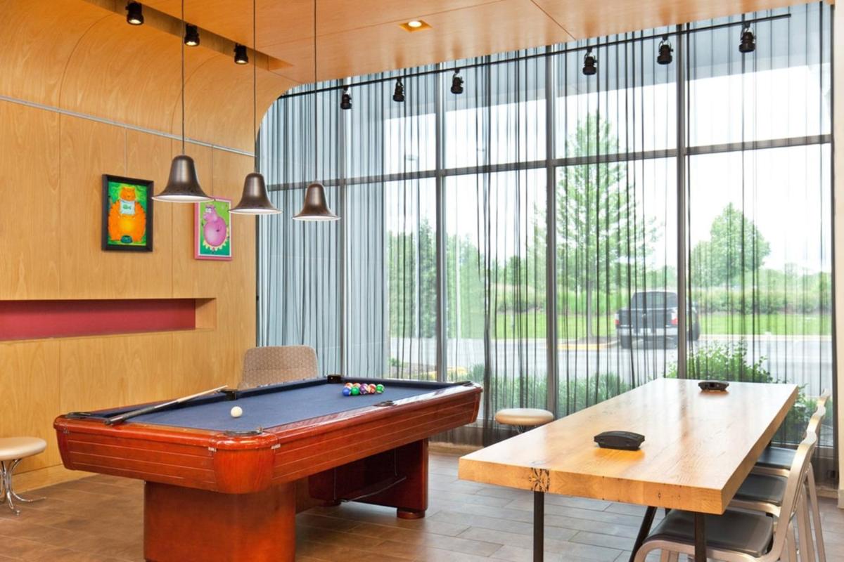 Aloft Bolingbrook - Housity