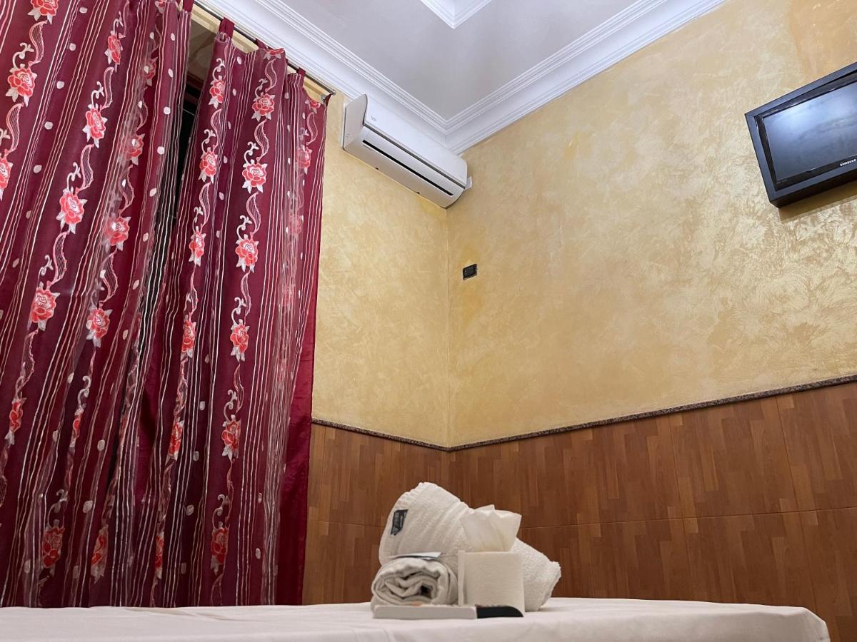 Hotel Mignon - Housity