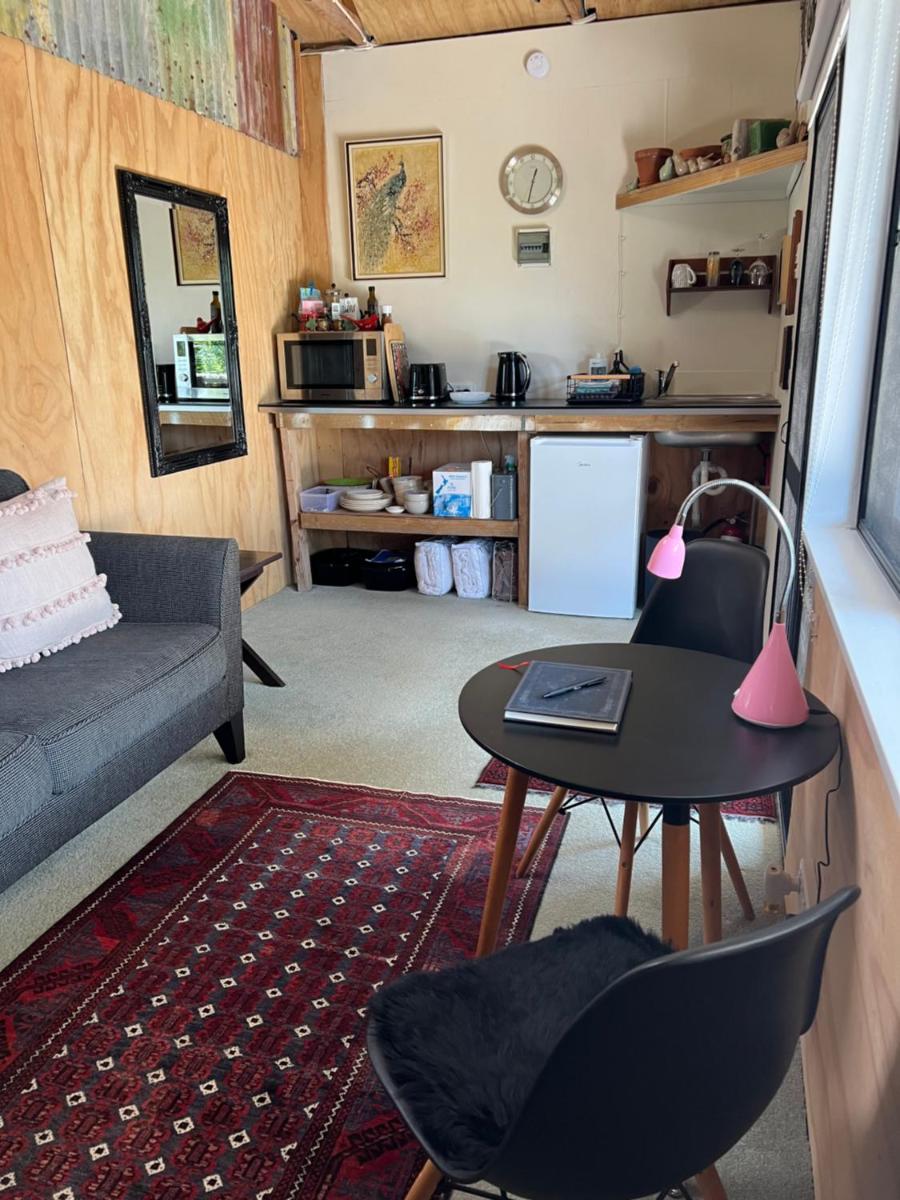 Kākā Ridge Retreat Bush Hideaway - Housity