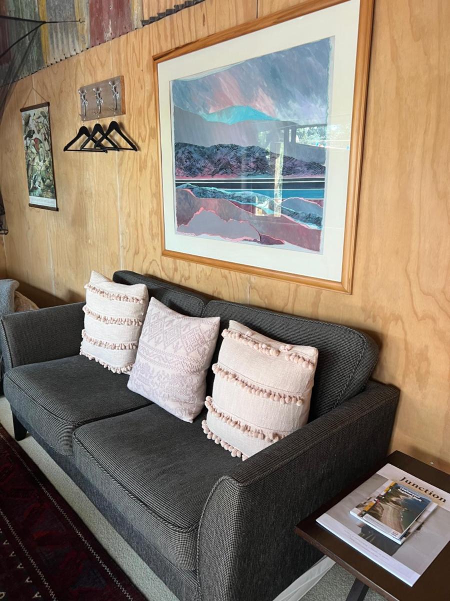 Kākā Ridge Retreat Bush Hideaway - Housity