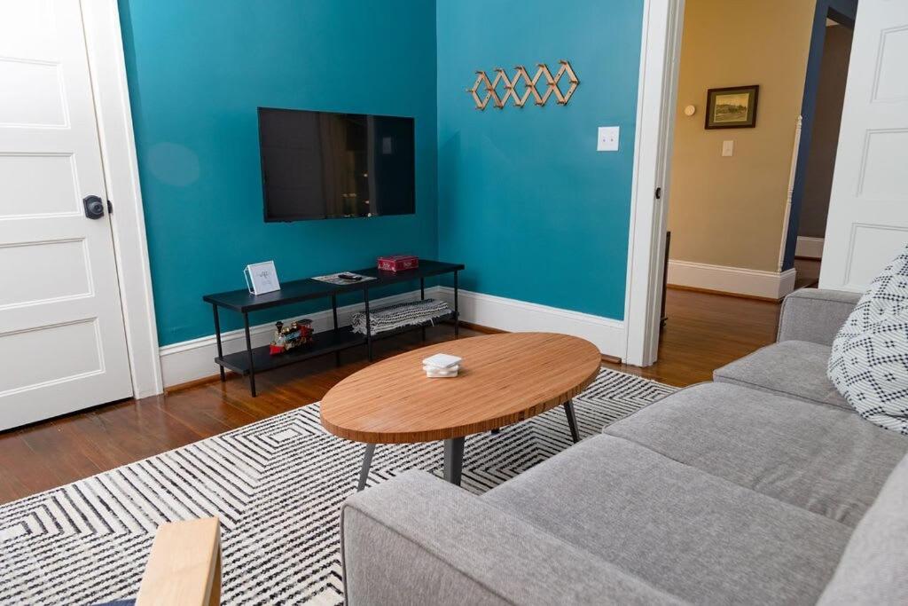 Railway Suite at The Historic Winona House - Housity