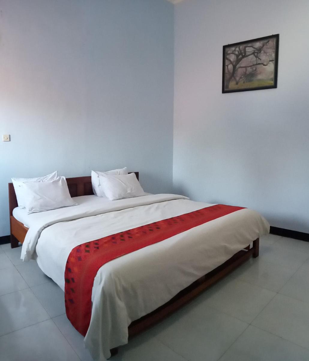 Hotel Ilhami Blitar - Housity