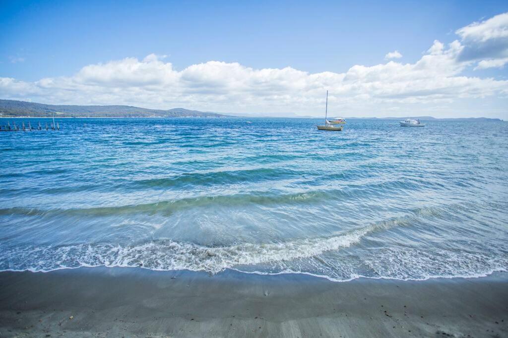 Bruny Island Escapes and Hotel Bruny - Housity