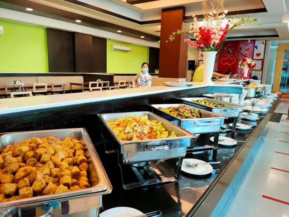 โรงแรม ซิตี้พาร์ค โคราช City Park Hotel - Hizvo