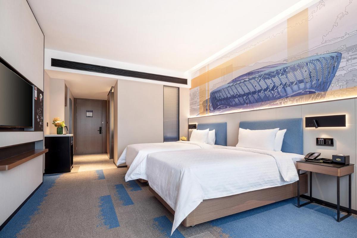 Hampton by Hilton Wuhan High-Speed Railway Station - Housity