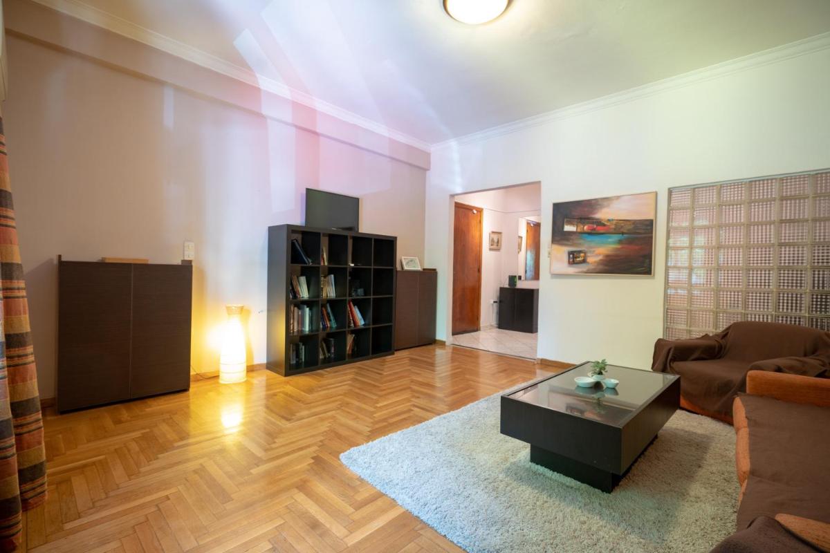 Suitetrails - Victoria metro st. 2 bedrooms 4 persons apartment