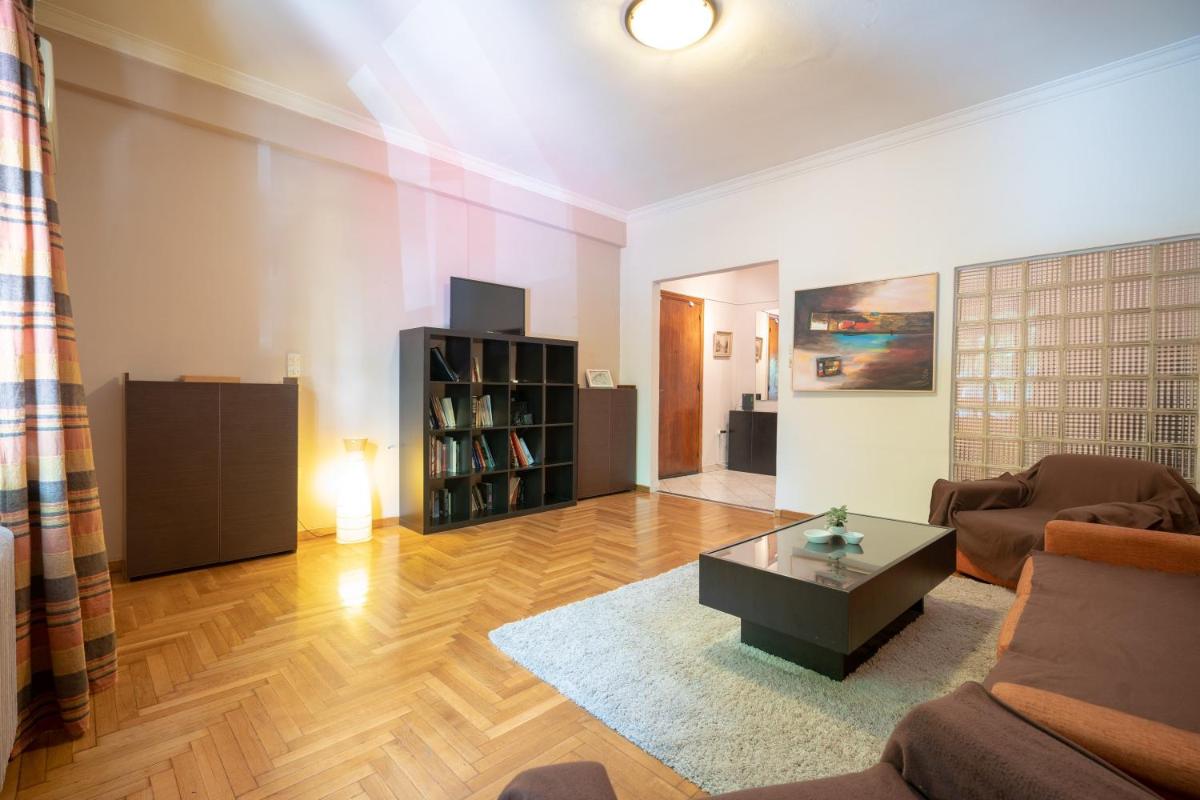 Suitetrails - Victoria metro st. 2 bedrooms 4 persons apartment