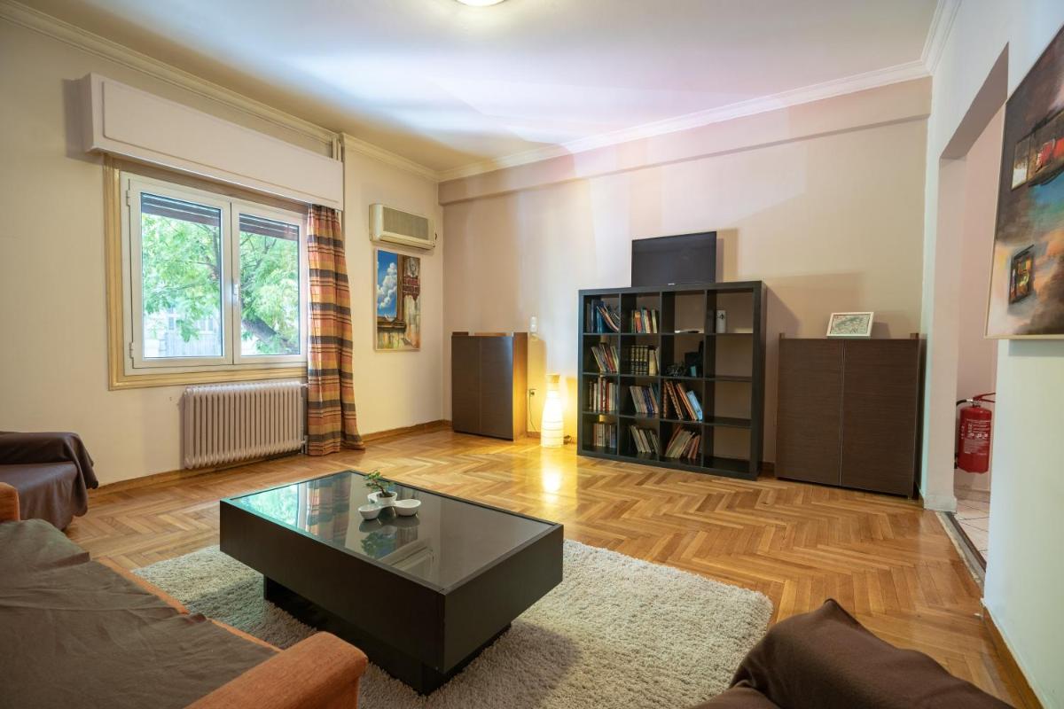Suitetrails - Victoria metro st. 2 bedrooms 4 persons apartment