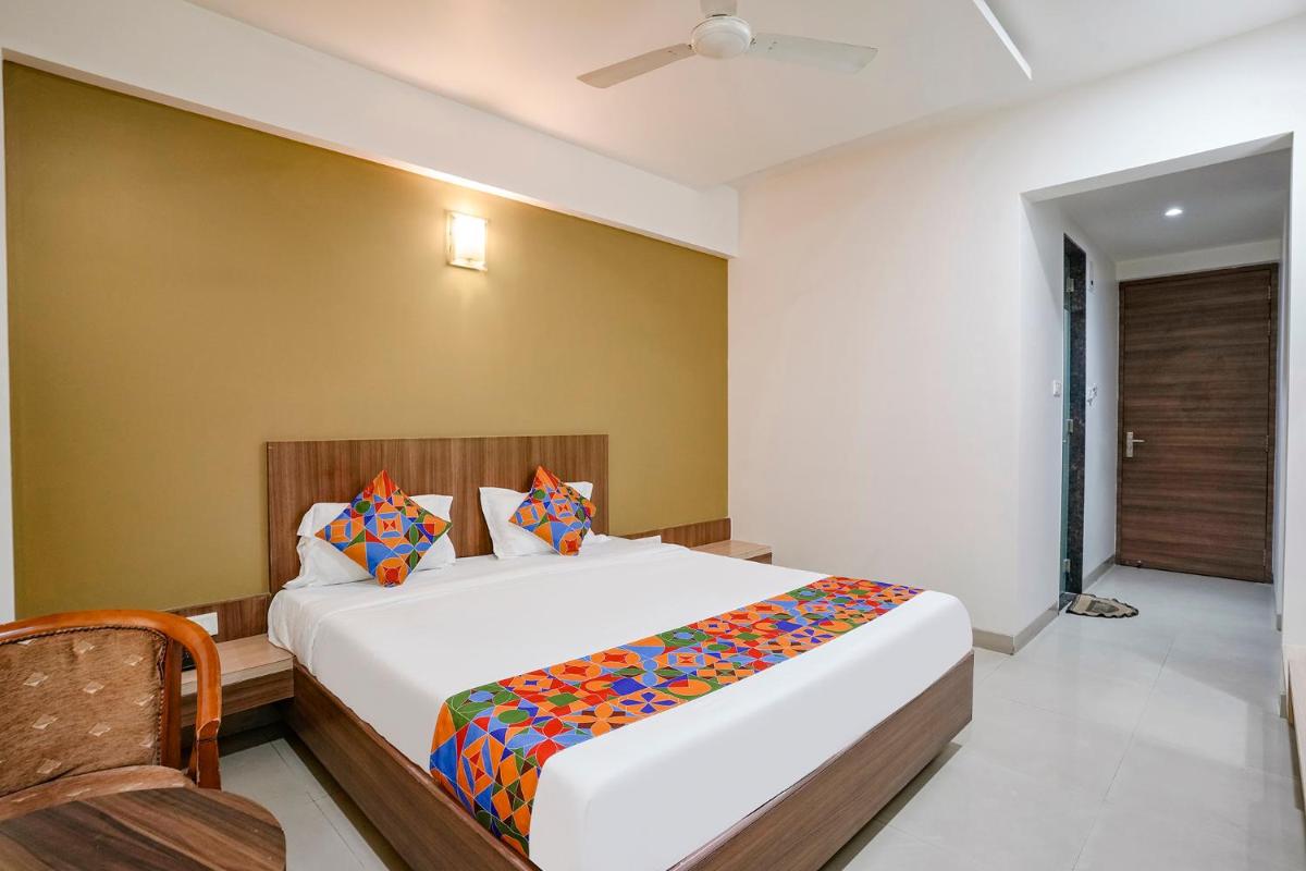 FabHotel Prime Shahu - Housity