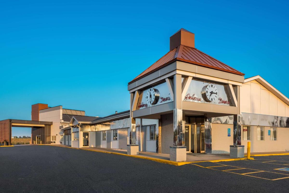 Wyndham Garden Ankeny - Housity