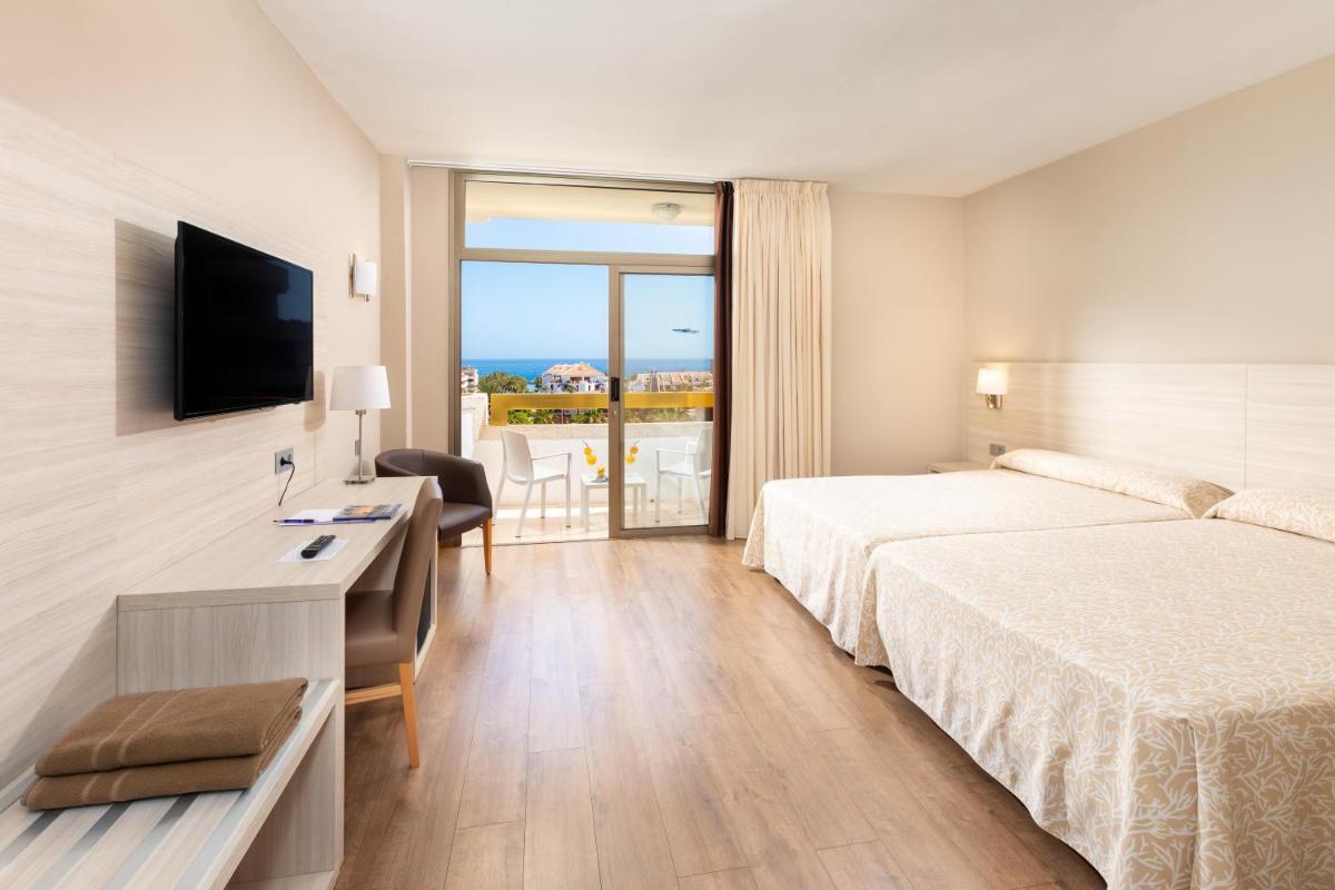 Cama o camas de una habitación en Hotel Best Tenerife