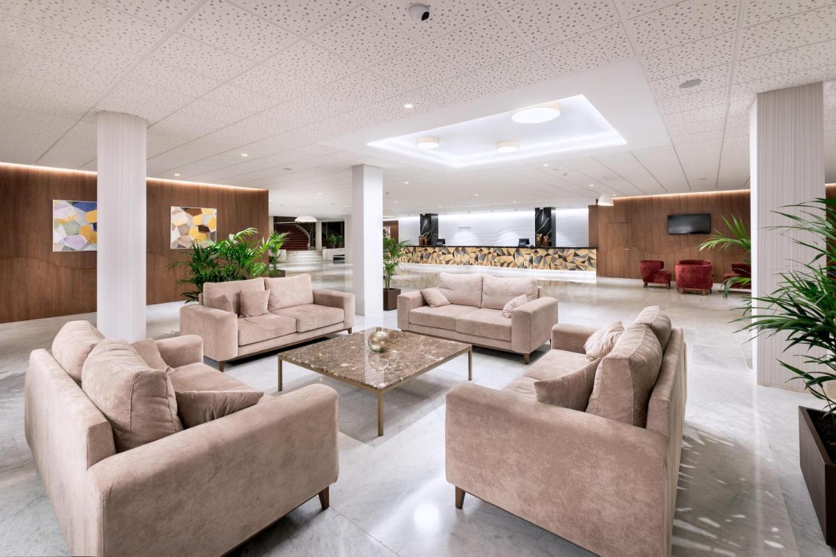 Zona de estar de Hotel Best Semiramis