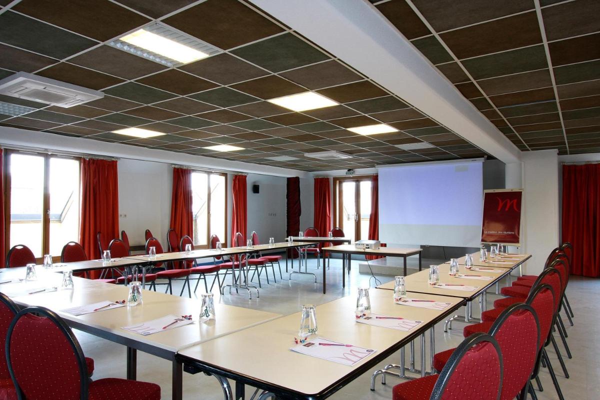 Mercure Hexagone Luxeuil - Housity