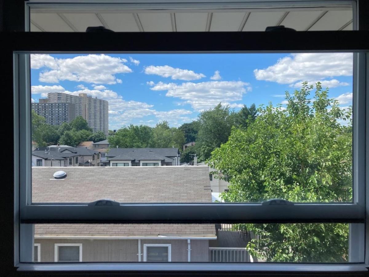 Cozy Room in Fort Lee - Housity