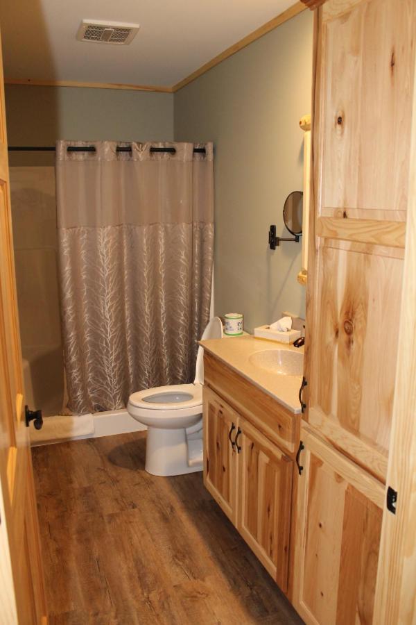 Vista Lodge Benton PA near Ricketts Glen State Park - Housity