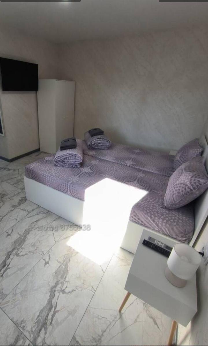 Студио Ава 2 - Housity
