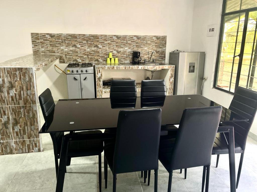 Bonito - La Maria - Housity