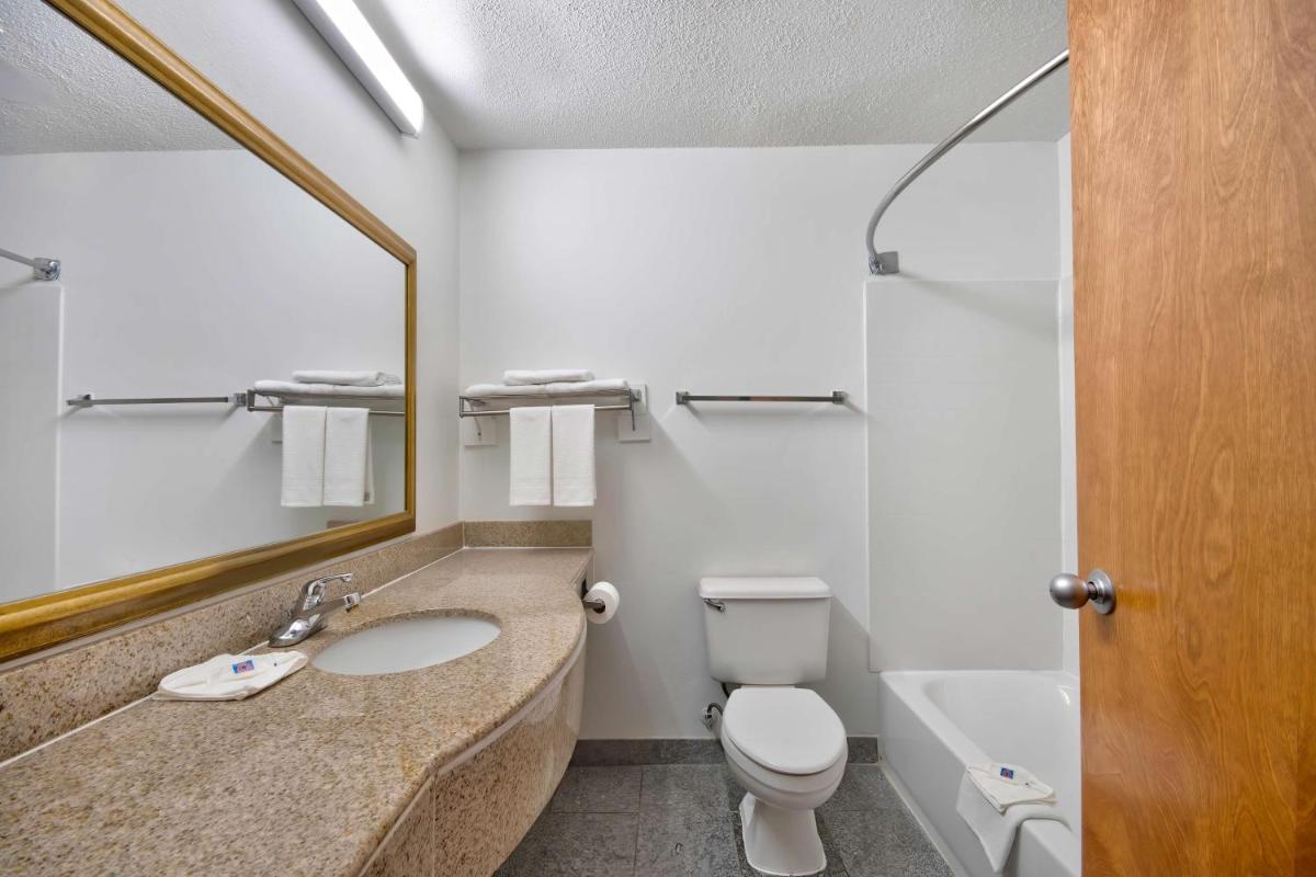 Motel 6 Walton, KY - Richwood - Cincinnati Airport South - Housity
