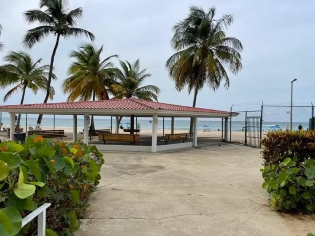 OCEAN FRONT RESORT STYLE CONDO HOTEL WITH 24/7 SECURITY - Housity