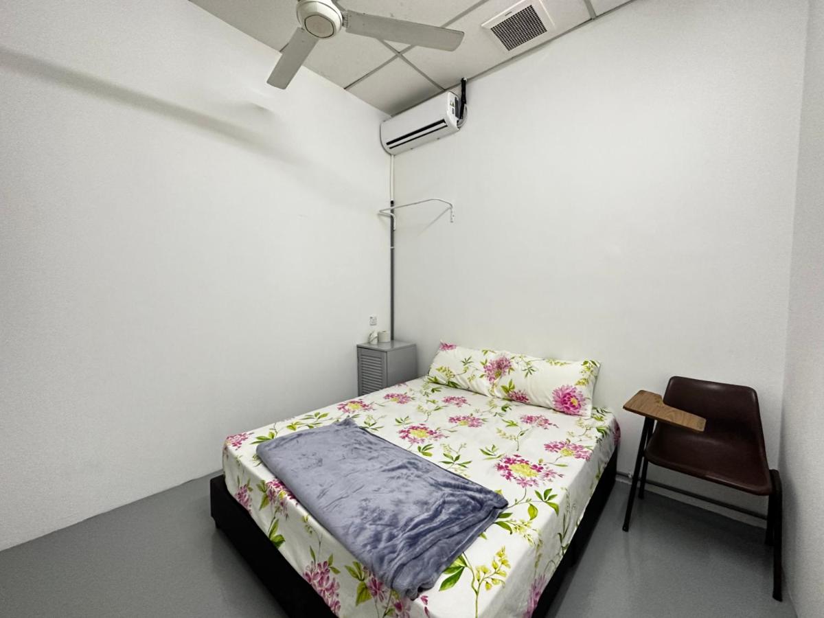 Suitetrails - Jiaxin Dormitory-Setia Indah 家馨青年旅宿
