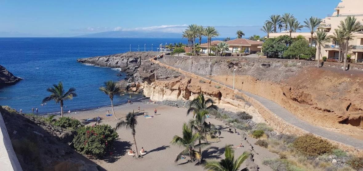 Apto increíble, acogedor, luminoso de ambiente muy relajante con excelentes vistas y servicios/ Amazing apt with sunset lovely views - Housity