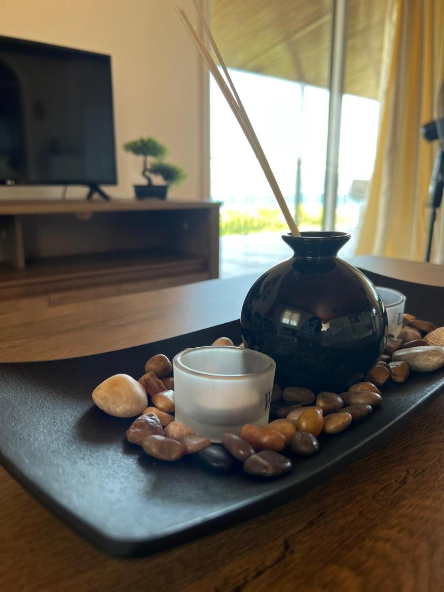 Xenia's Seaview House - Housity