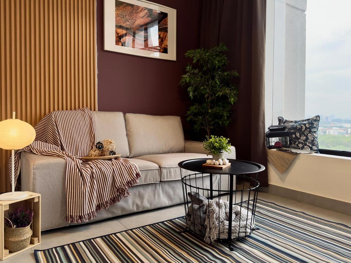 Eco Kanvas Soho Suites - Housity