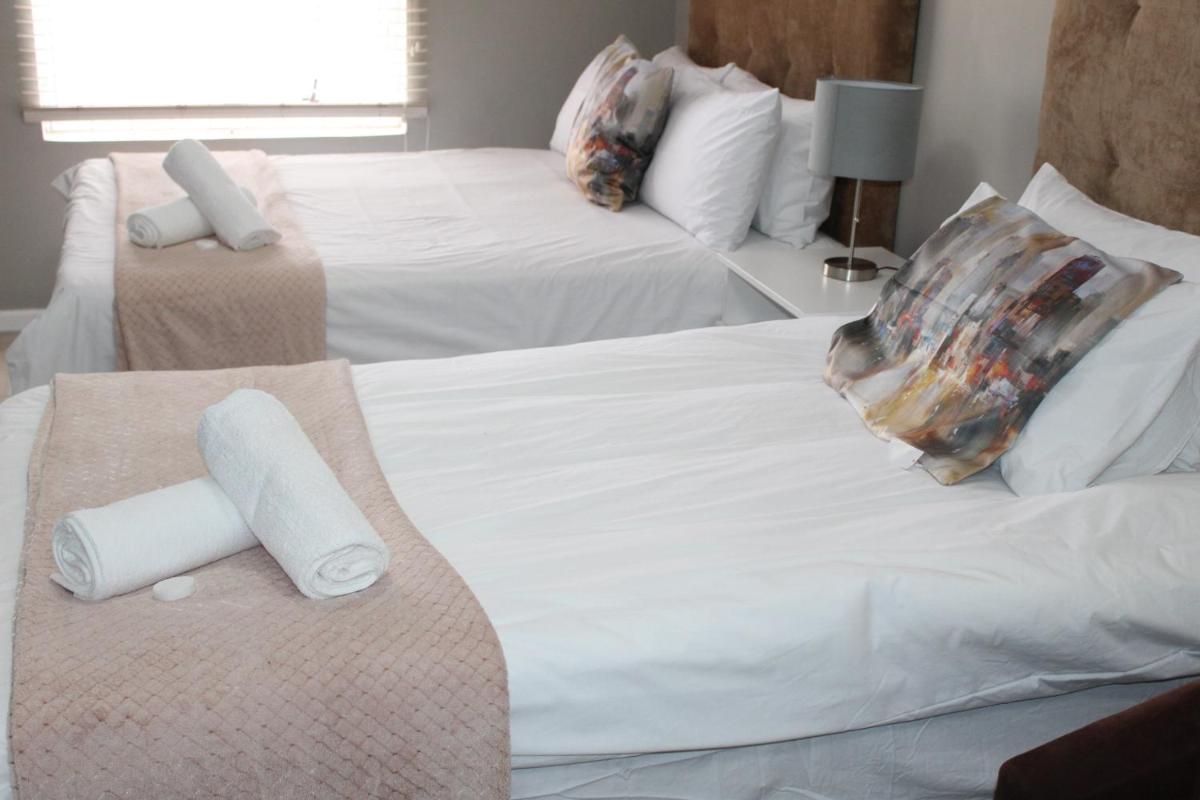 103onWallace Self Catering Guest House - Housity