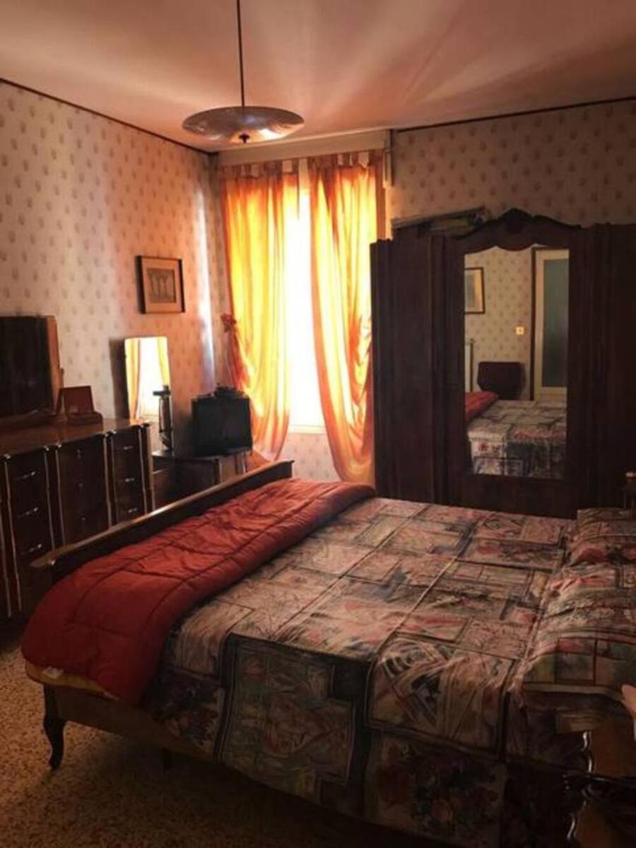 La Benny delle Meraviglie - Housity