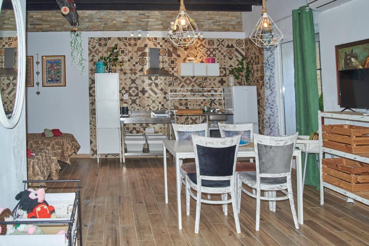 Inn Jerez Santiago Loft smoke free - Housity