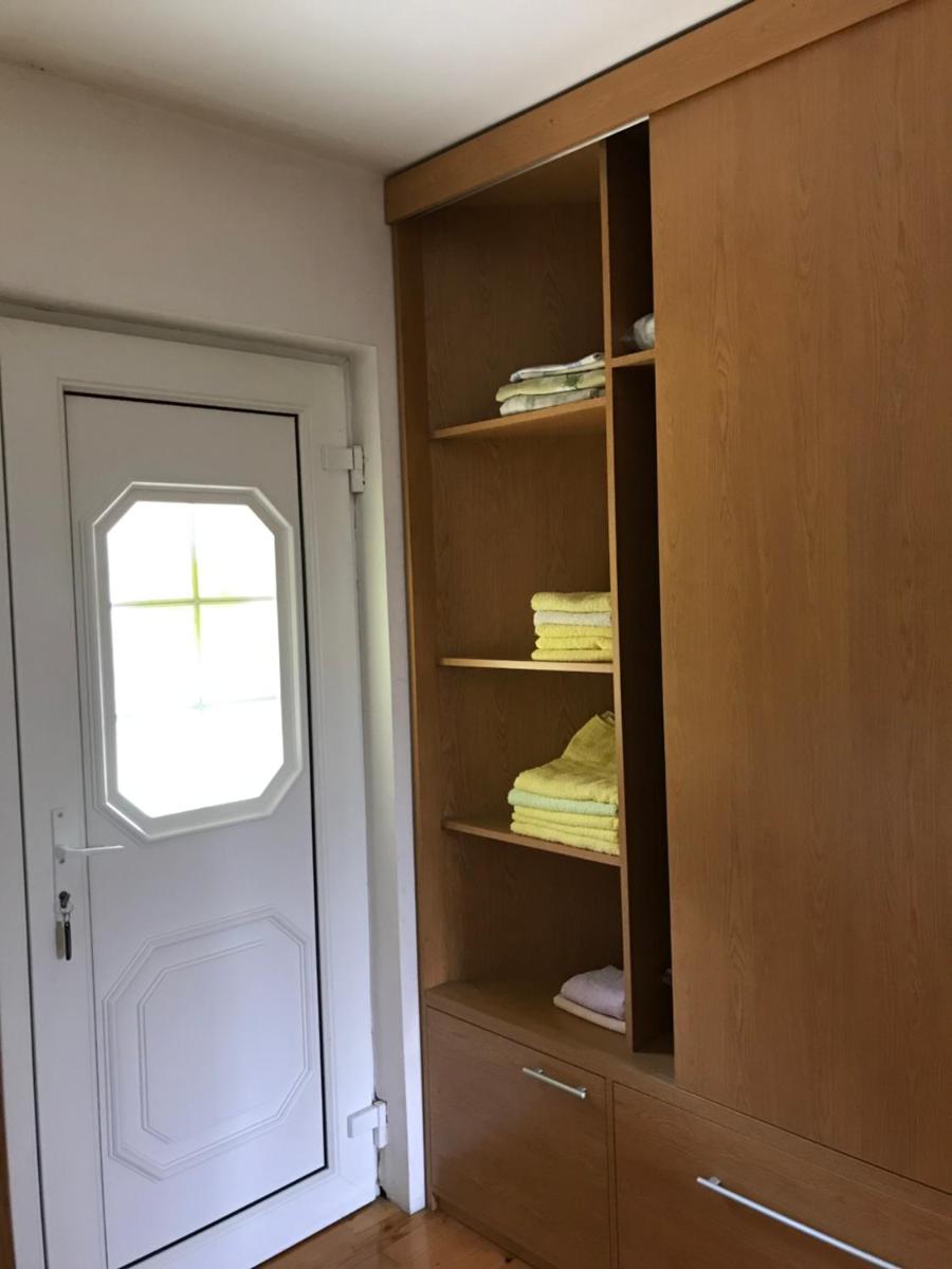 Garden's apartman - Kosjerić - Housity