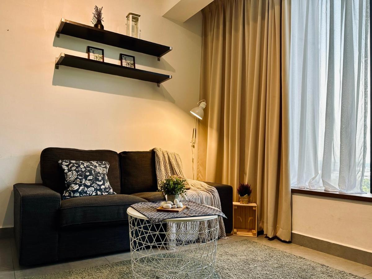 Cozy Kanvas Soho Suites - Housity