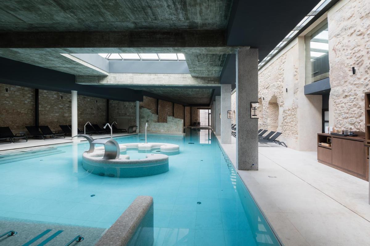 Piscina en o cerca de Castilla Termal Brihuega