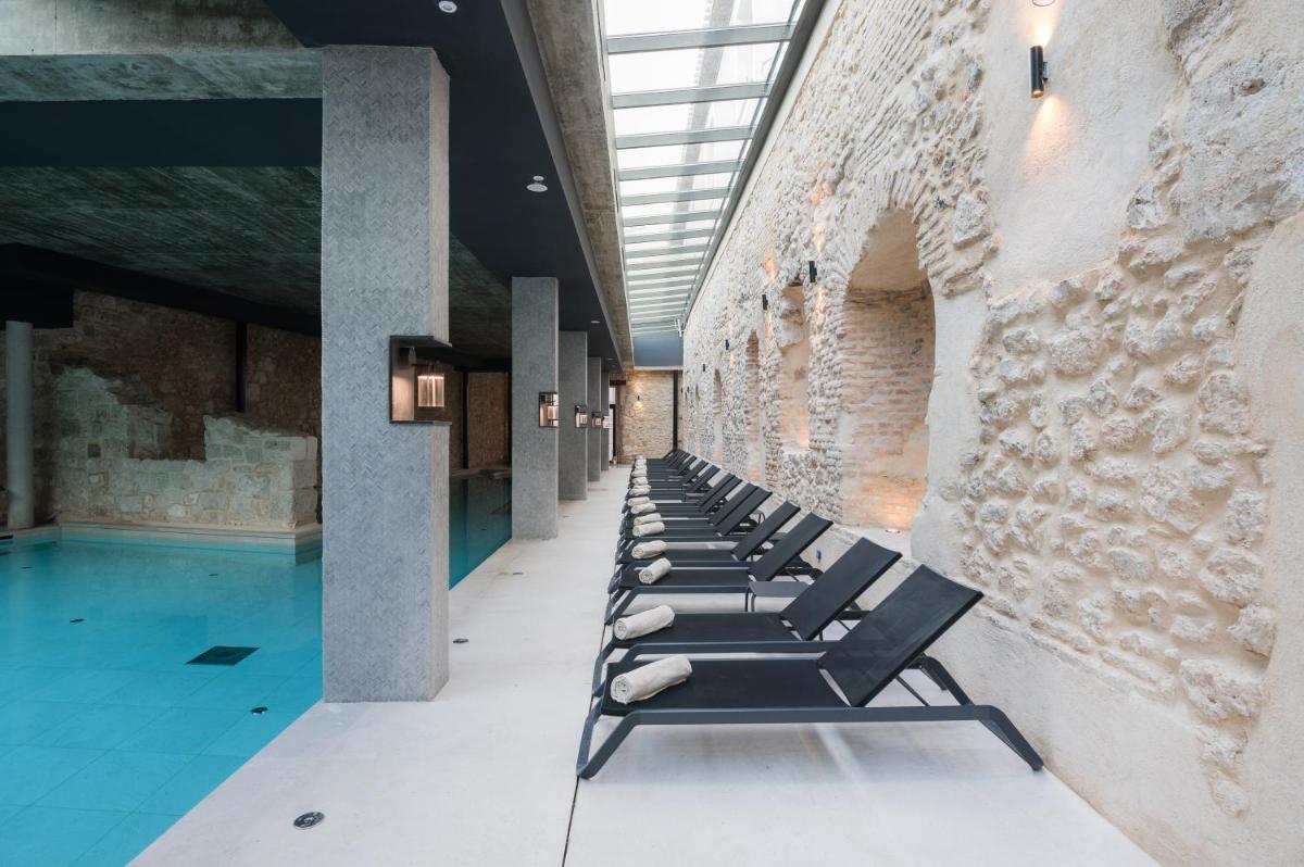 Piscina en o cerca de Castilla Termal Brihuega
