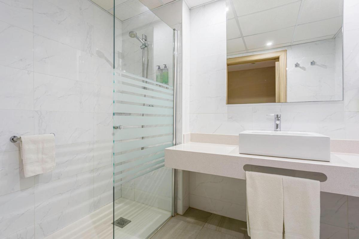Un baño de Hotel Best Maritim