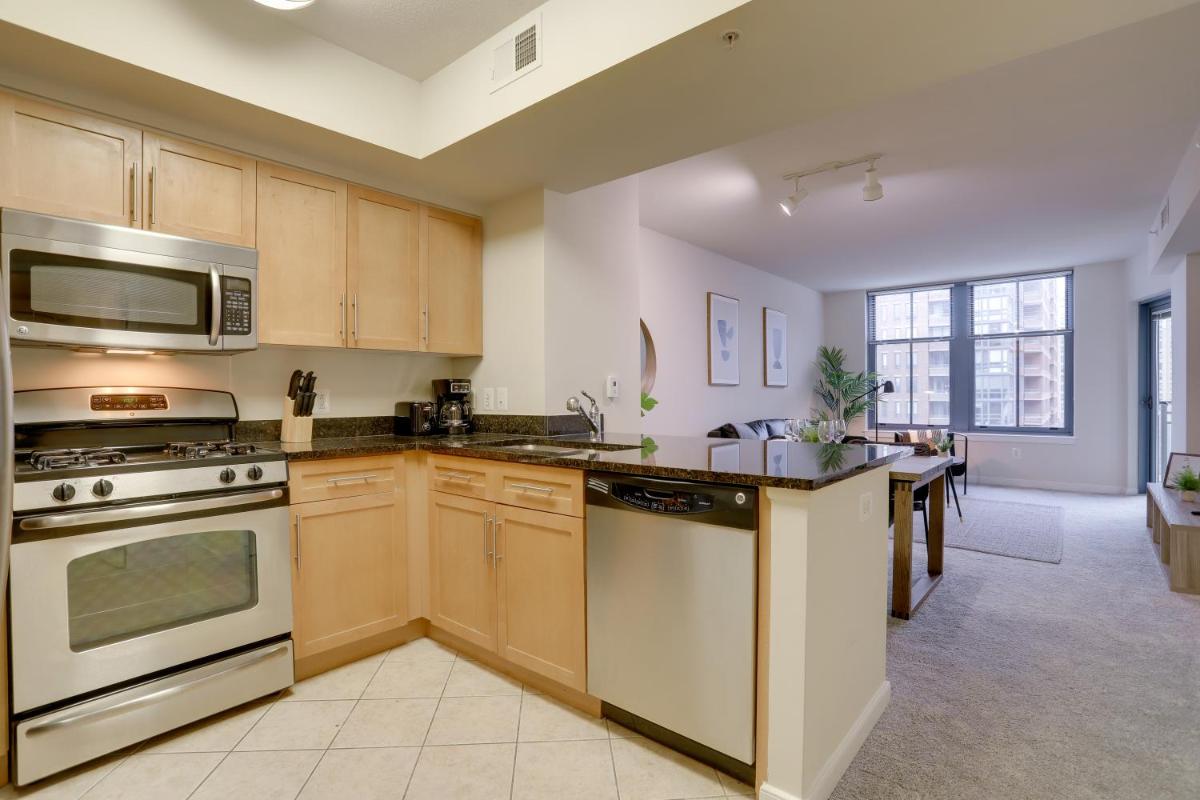 Top Condo At Pentagon City with Gym - Housity