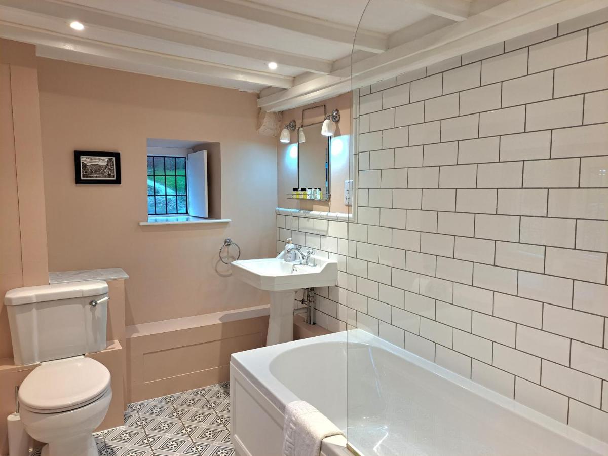 Countersett Hall - Housity