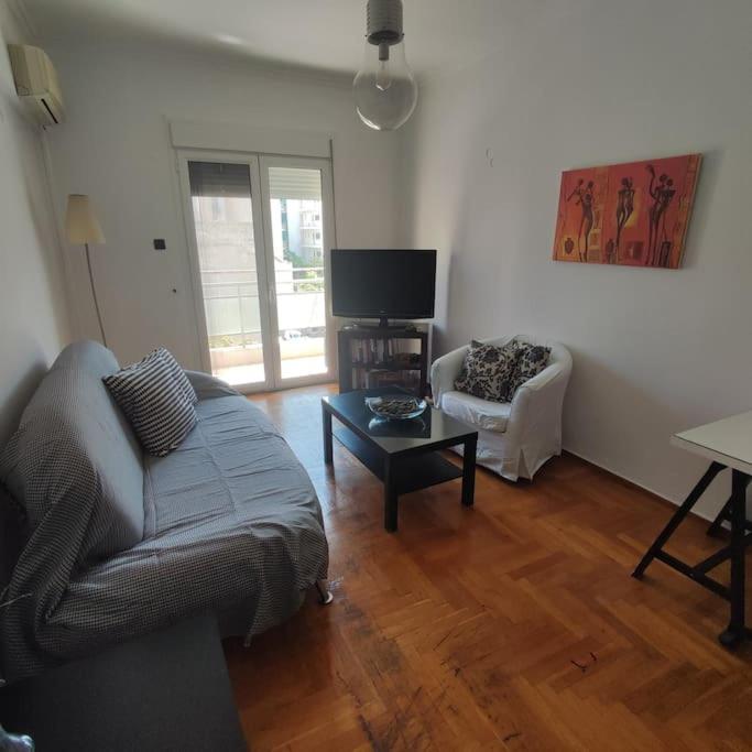 CENTRAL ATHENS APARTMENT - Housity