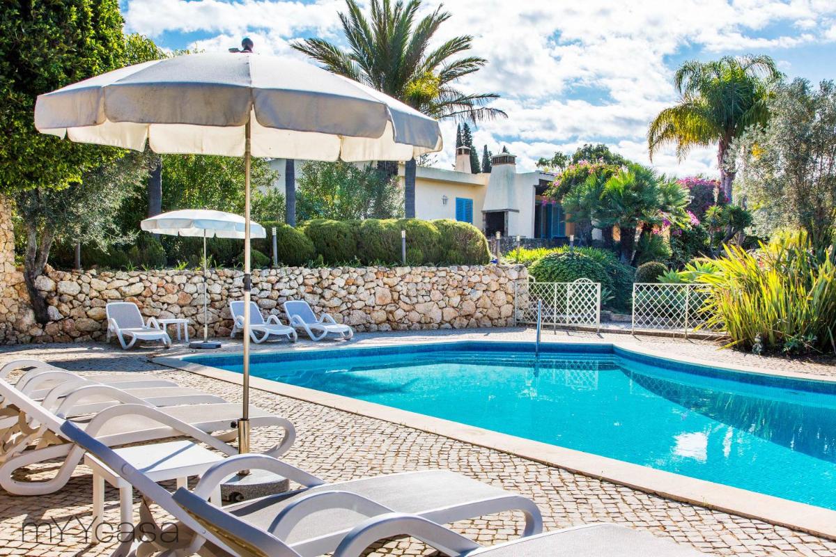 Quinta Azul - Gorgeous Apartment with Pool & Private Terrace - Housity