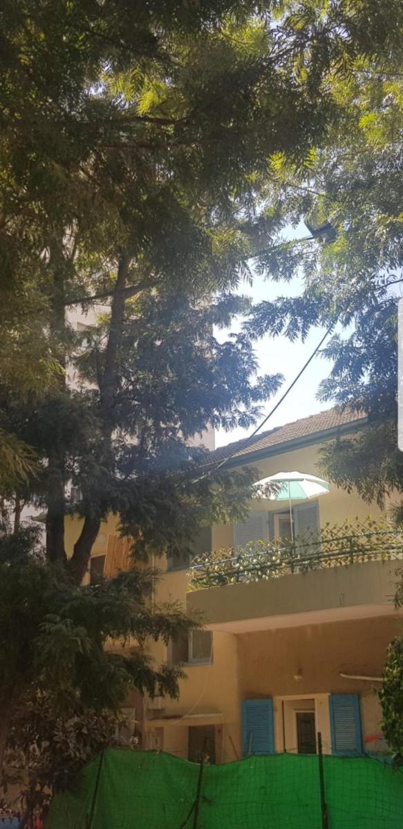 Lovely studio with balcony - Housity