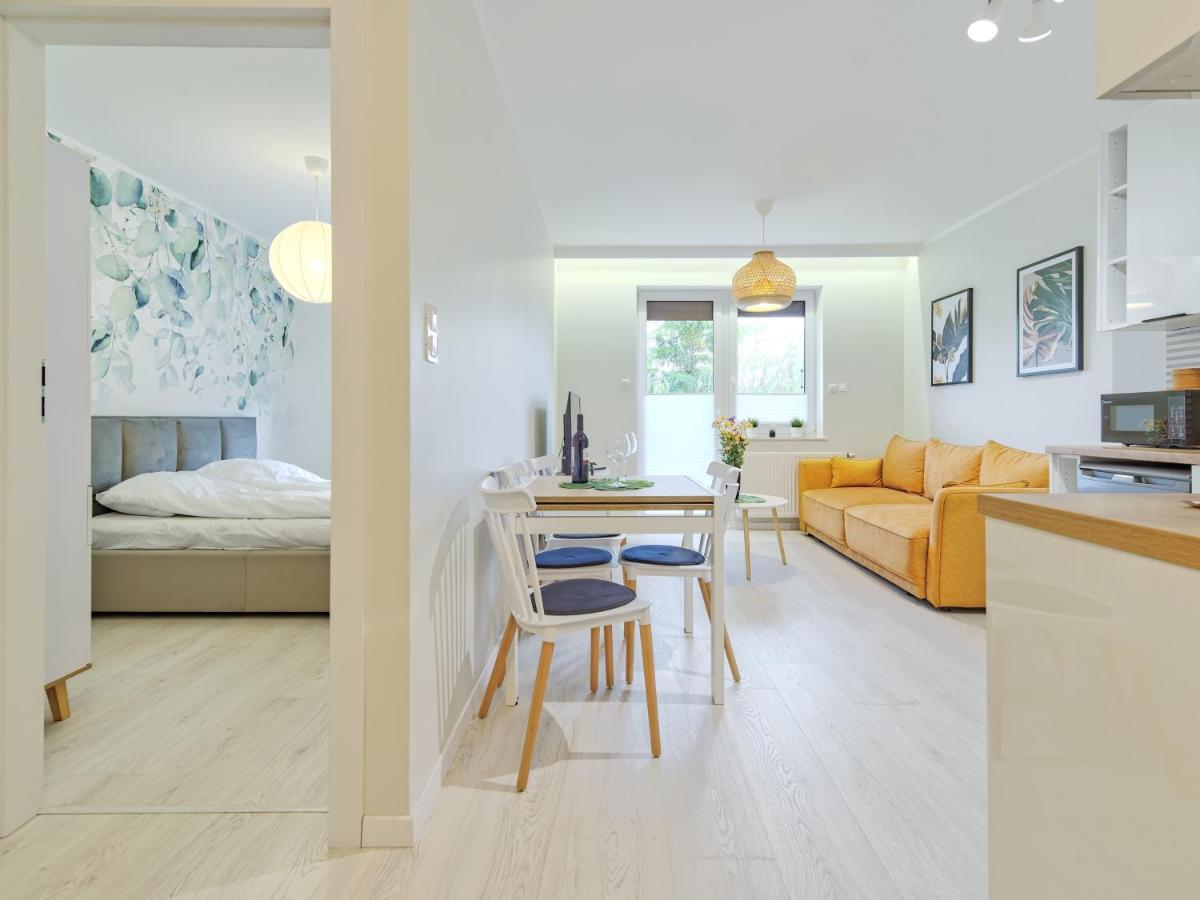 Tricity Retreat Apartments with Parking - by Rentujemy - Housity