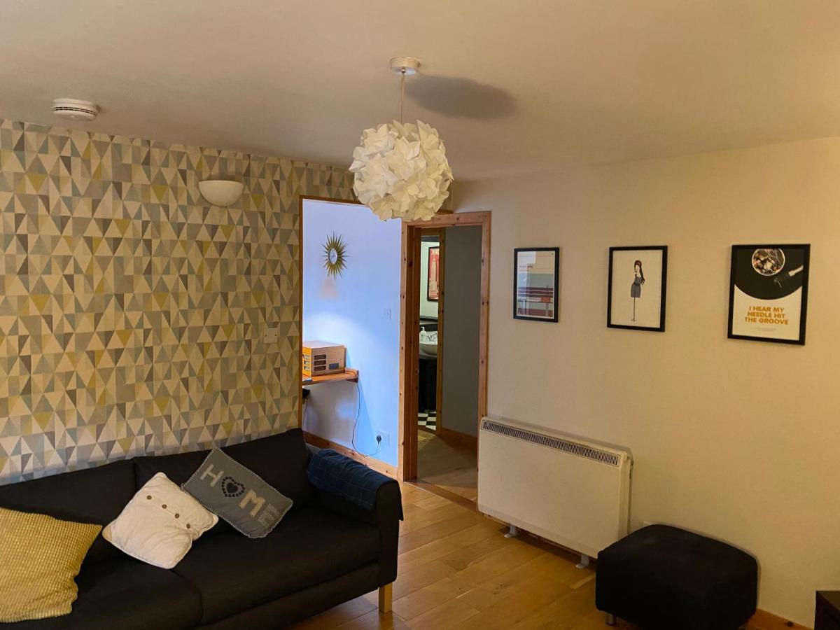 Cosy Flat In The Heart Of Lerwick - Housity