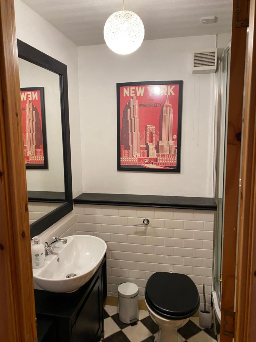 Cosy Flat In The Heart Of Lerwick - Housity