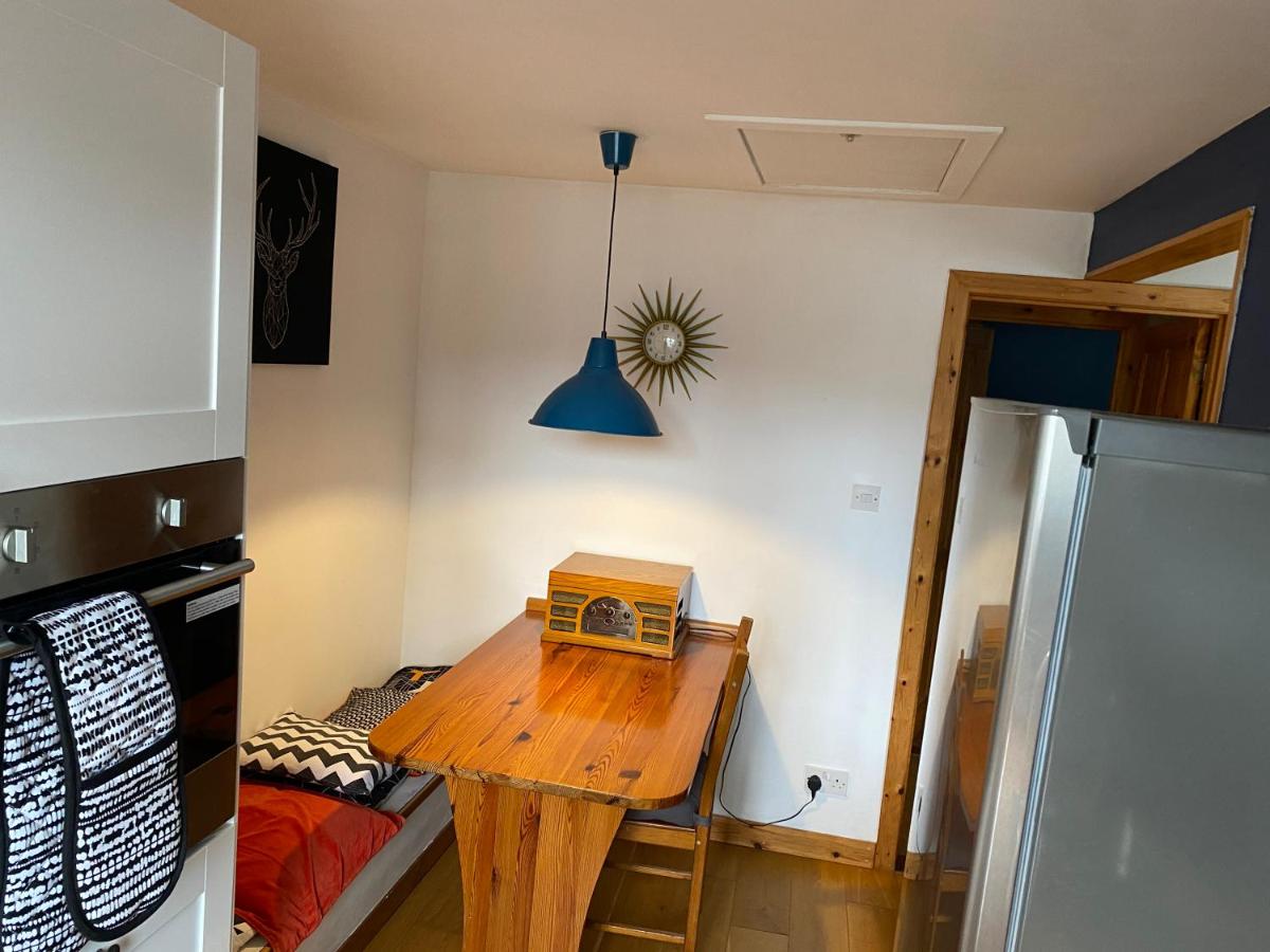 Cosy Flat In The Heart Of Lerwick - Housity