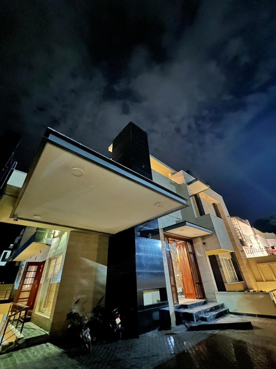 Rhodium Boutique Hotel - Housity