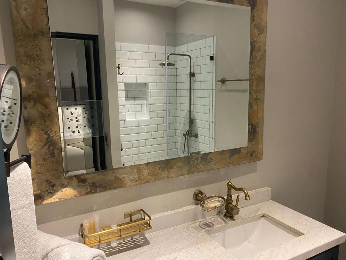 Hotel Origen - Housity