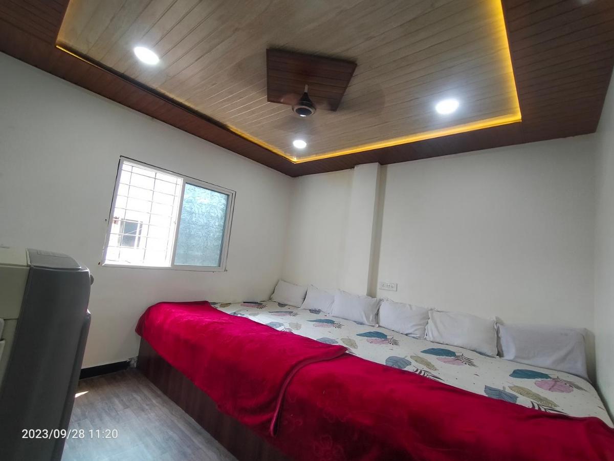HOTEL JUNAGADH - Housity