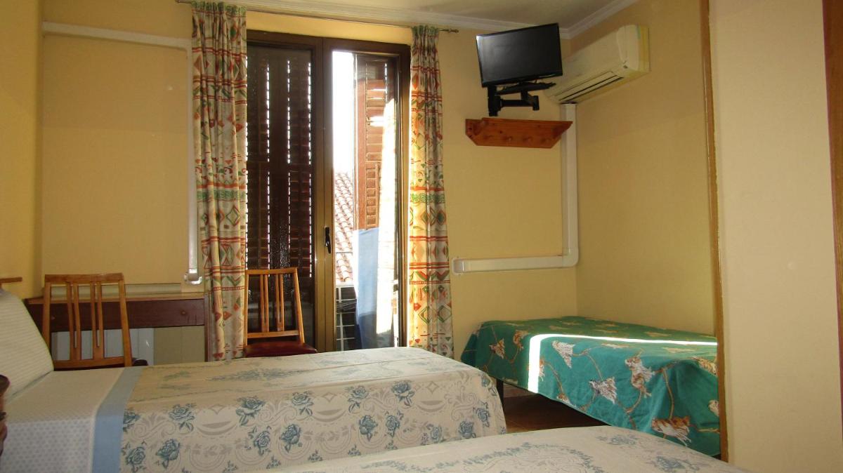 Pensión Mollo - Housity