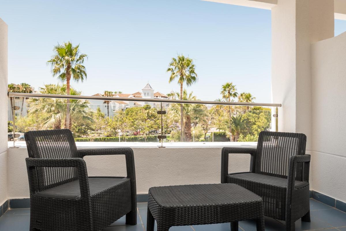 Un balcón o terraza de ALEGRIA Costa Ballena Aquafun